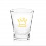 Красочное толстое нижнее стекло вискиа обедая бокал белого вина с напечатанным логотипом