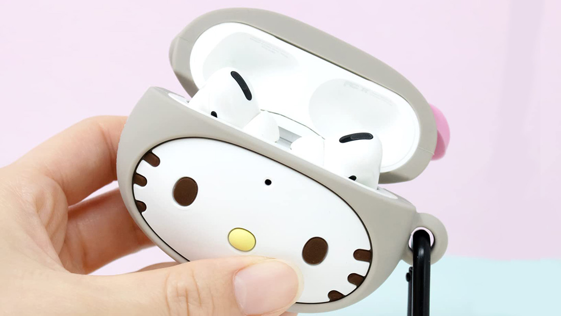 sanrio Hello Kitty personalised airpod case personalised christmas items
