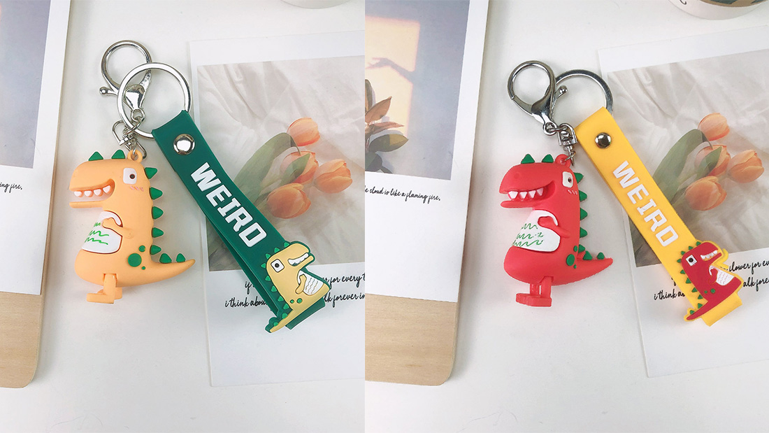 custom dinosaur pvc keychain for girlfriends as Christmas gifts
