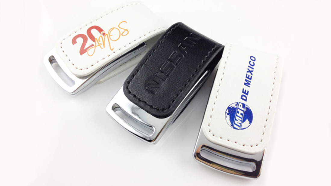 logo gifts no minimum PVC key usb flash drive China supplier